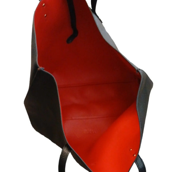 4 Victoria's Secret Totes - Picture 11 of 16